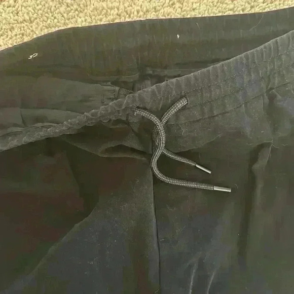 Black pants - Picture 2 of 4